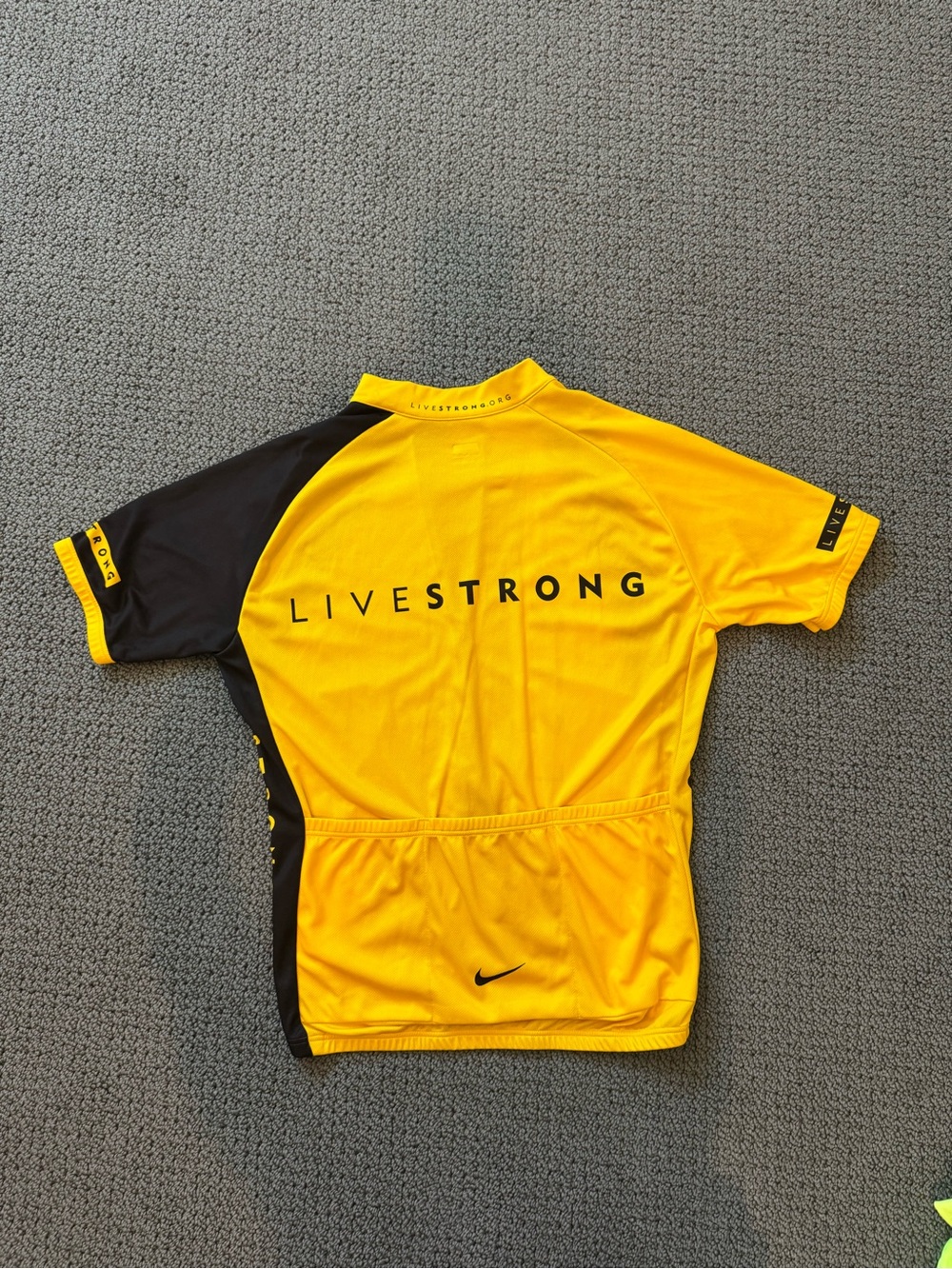 Nike Yellow and Black LIVESTRONG Cycling Jersey